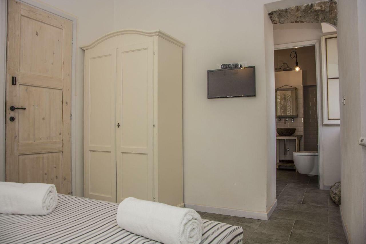 Apartment Sotto Il Santo Orco Feglino Exterior photo